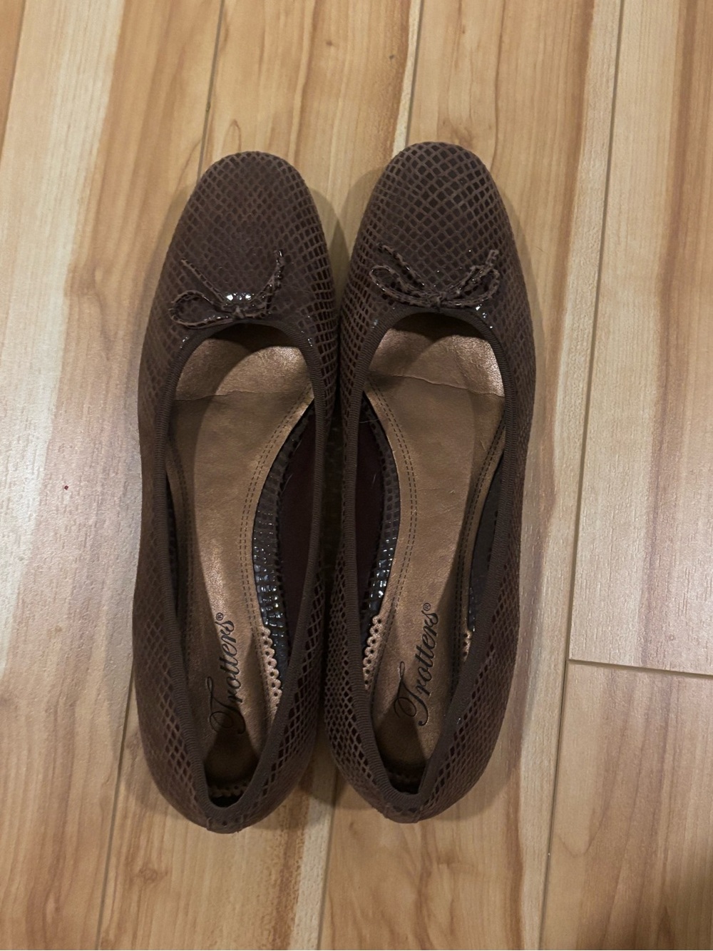 Trotters Chocolate Brown  Ballet Flats